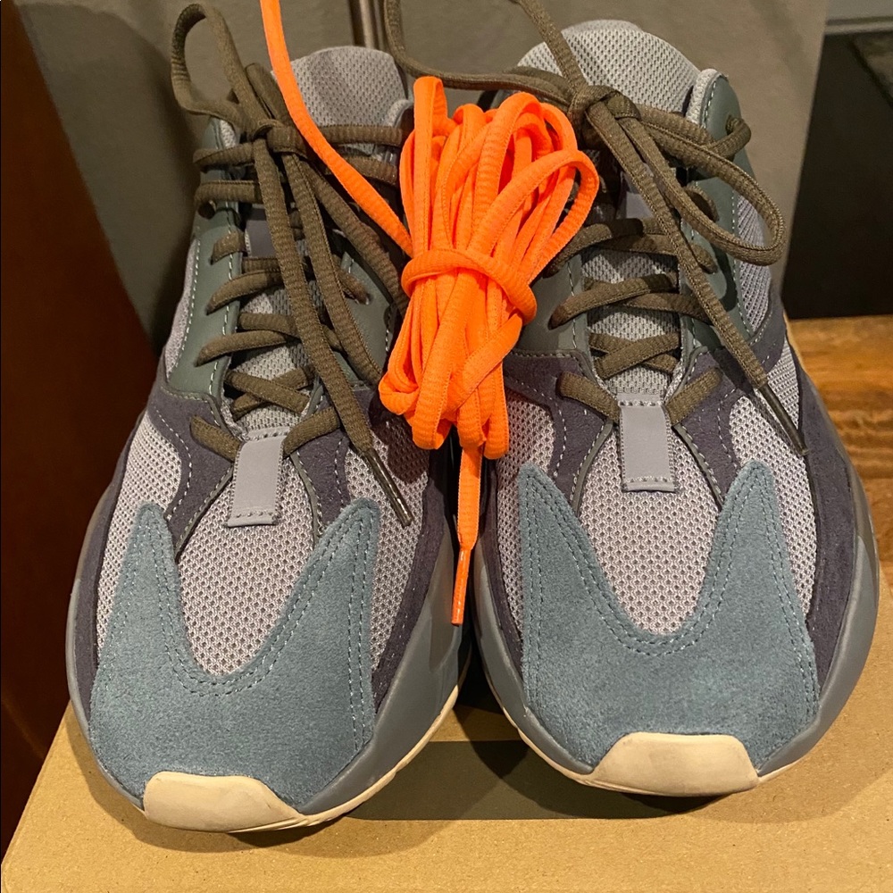 Yeezy 700 Teal Blue